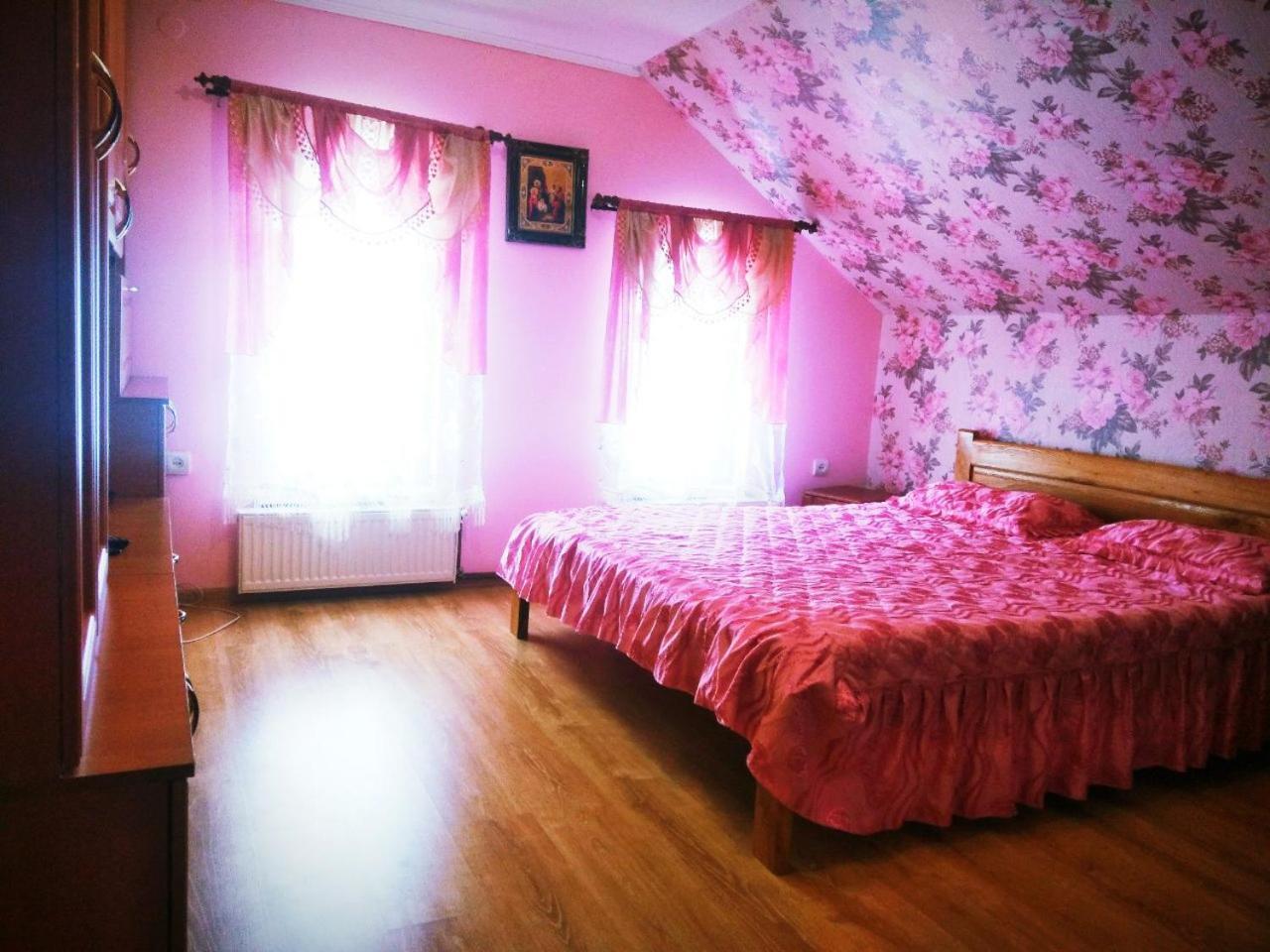Мирослава Lazeshchyna Exterior foto